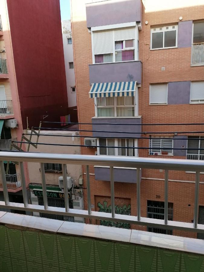 Апартаменты Piso En Malvarrosa Валенсия Экстерьер фото